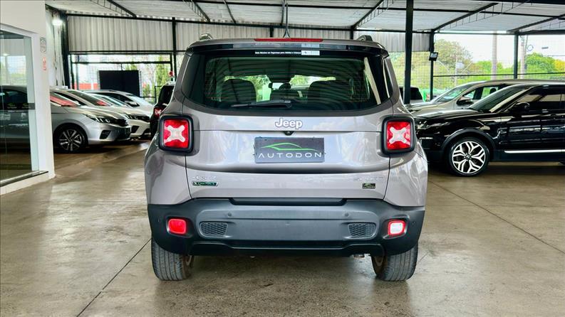 JEEP RENEGADE 2.0 16V Turbo Sport 4X4 JEEP RENEGADE 2.0 16V Turbo Sport 4X4