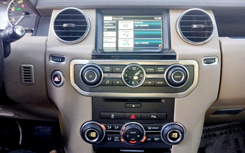 LAND ROVER DISCOVERY 4 3.0 HSE 4X4 V6 24V Bi-turbo LAND ROVER DISCOVERY 4 3.0 HSE 4X4 V6 24V Bi-turbo