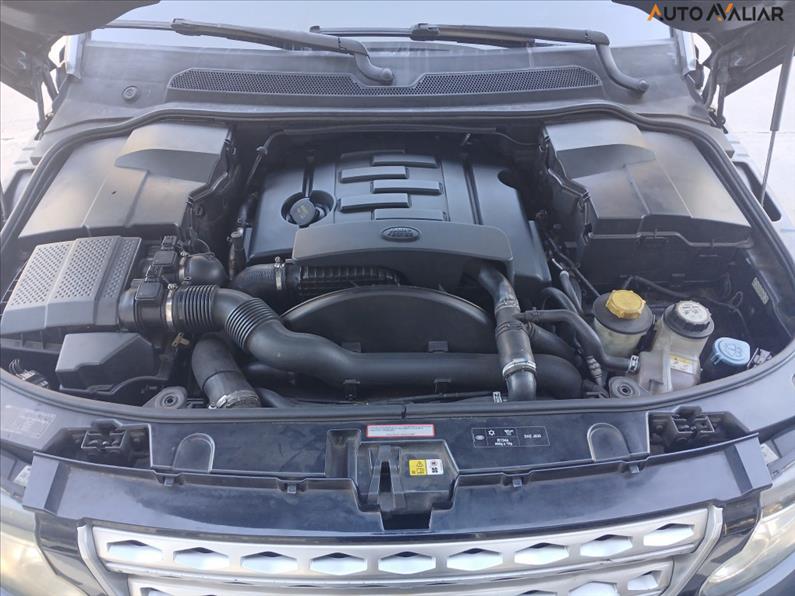 LAND ROVER DISCOVERY 4 3.0 HSE 4X4 V6 24V Bi-turbo LAND ROVER DISCOVERY 4 3.0 HSE 4X4 V6 24V Bi-turbo