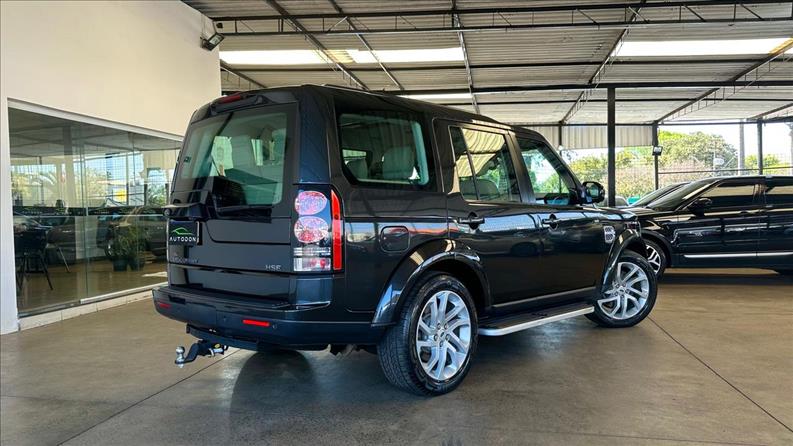 LAND ROVER DISCOVERY 4 3.0 HSE 4X4 V6 24V Bi-turbo LAND ROVER DISCOVERY 4 3.0 HSE 4X4 V6 24V Bi-turbo