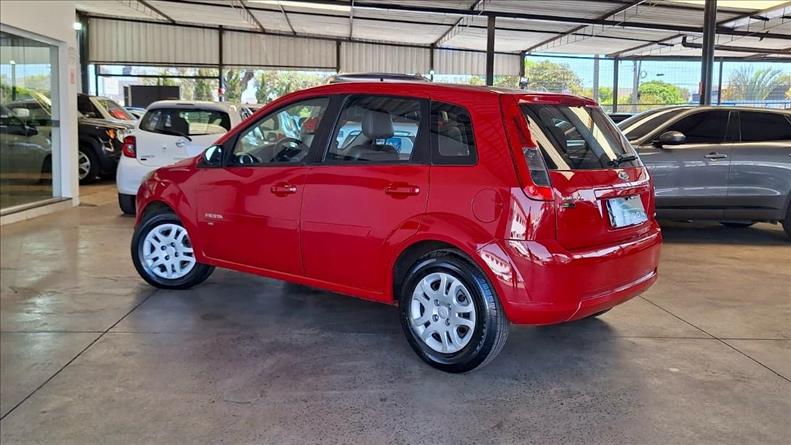 FORD FIESTA 1.6 Rocam SE 8V