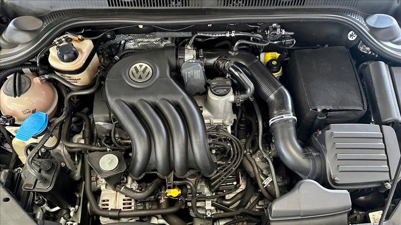 VOLKSWAGEN JETTA 2.0 Comfortline VOLKSWAGEN JETTA 2.0 Comfortline