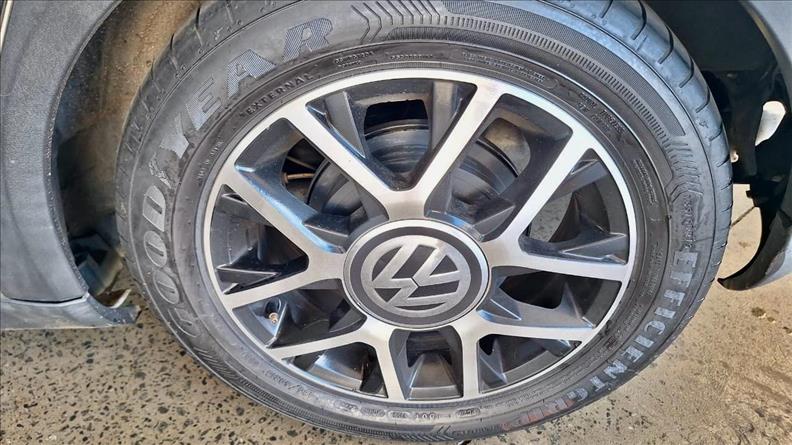 VOLKSWAGEN CROSS UP 1.0 TSI 12V