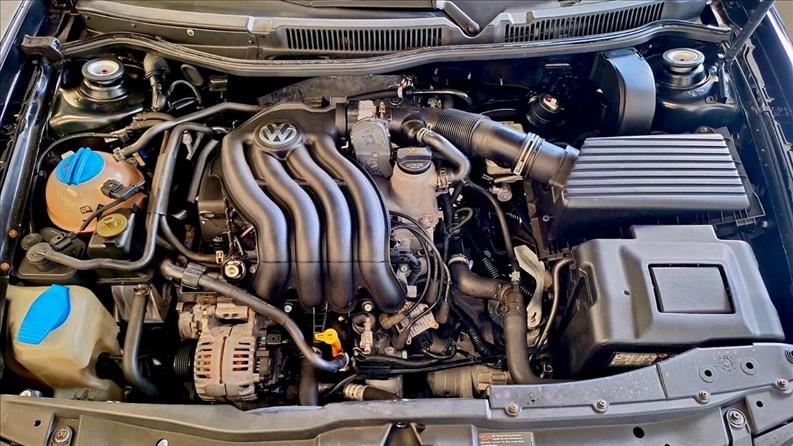 VOLKSWAGEN GOLF 2.0 MI Comfortline 8V