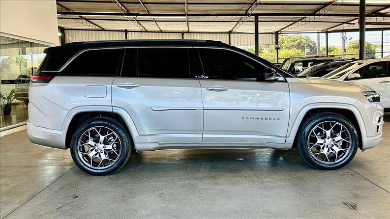 JEEP COMMANDER 1.3 T270 Turbo Overland