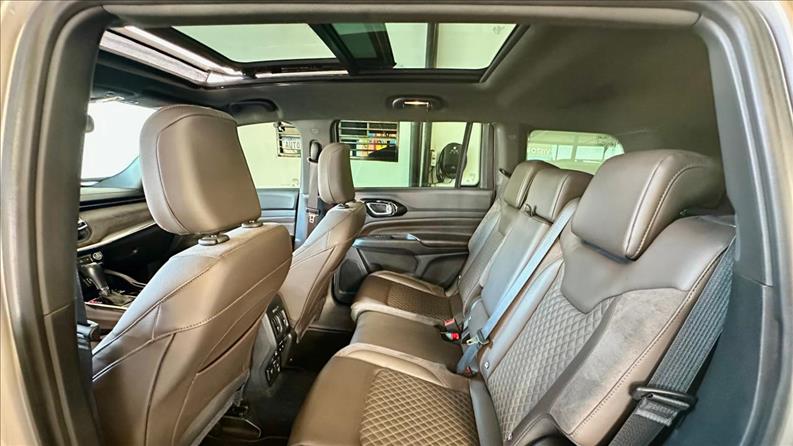JEEP COMMANDER 1.3 T270 Turbo Overland