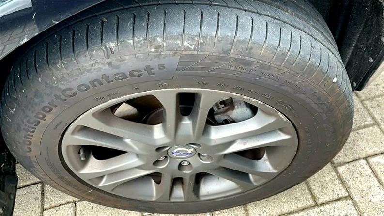 VOLVO XC60 2.0 T5 Momentum VOLVO XC60 2.0 T5 Momentum