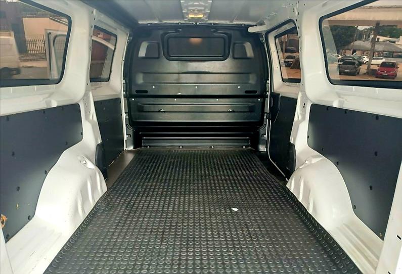 PEUGEOT EXPERT 1.5 Bluehdi Vitre