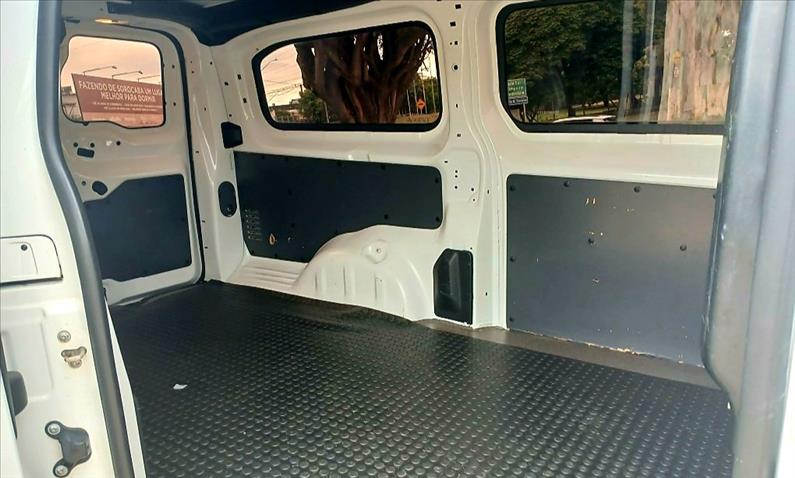 PEUGEOT EXPERT 1.5 Bluehdi Vitre