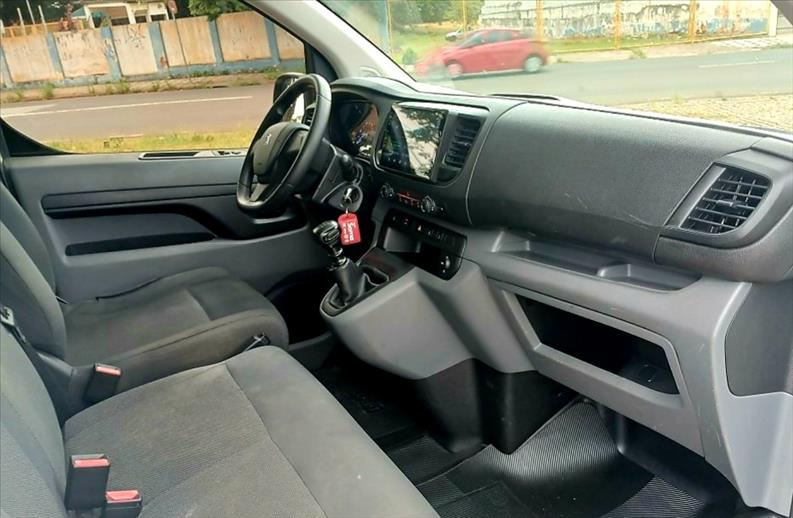 PEUGEOT EXPERT 1.5 Bluehdi Vitre