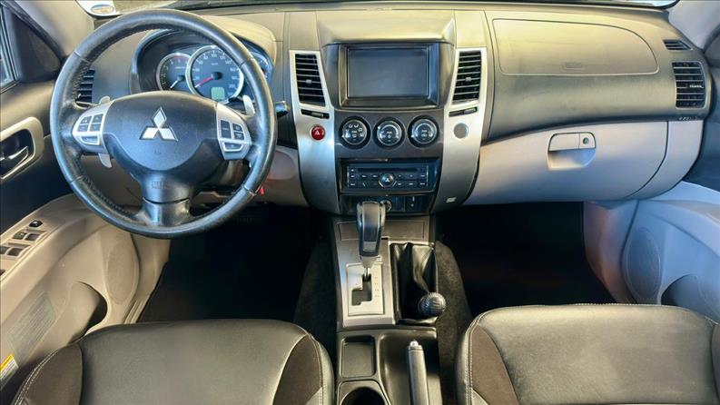 MITSUBISHI PAJERO 3.2 HPE 4X4 7 Lugares 16V Turbo Intercooler