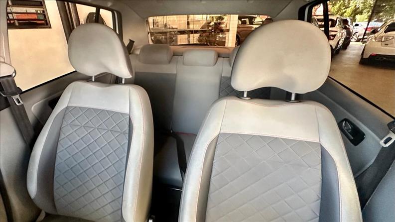 VOLKSWAGEN FOX 1.6 MSI Highline 16V