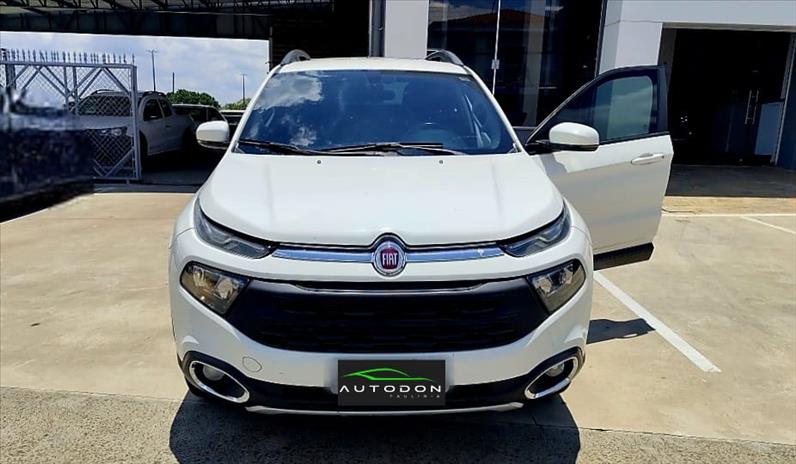 FIAT TORO 2.0 16V Turbo Freedom 4WD AT9 FIAT TORO 2.0 16V Turbo Freedom 4WD AT9