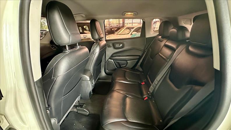 Jeep Compass Longitude 2.0 4X2 Flex 16V Aut. - foto 8