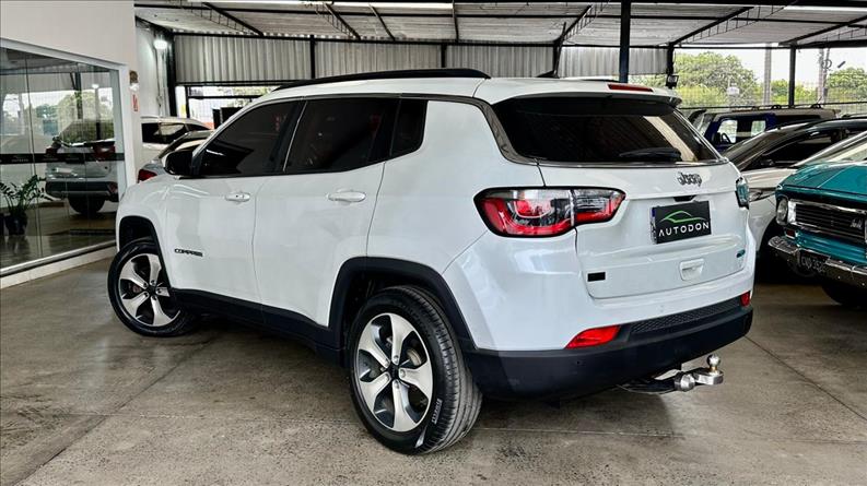 Jeep Compass Longitude 2.0 4X2 Flex 16V Aut. - foto 4