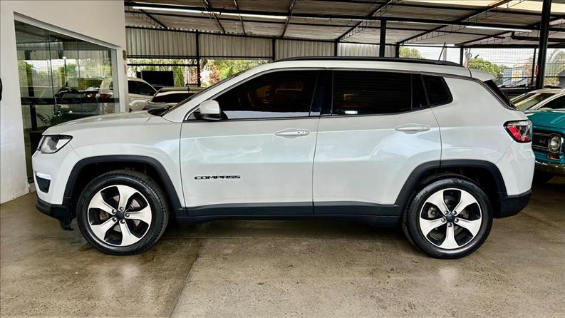 Jeep Compass Longitude 2.0 4X2 Flex 16V Aut. - foto 11