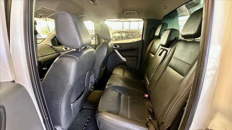 FORD RANGER 3.2 Limited 4X4 CD 20V FORD RANGER 3.2 Limited 4X4 CD 20V