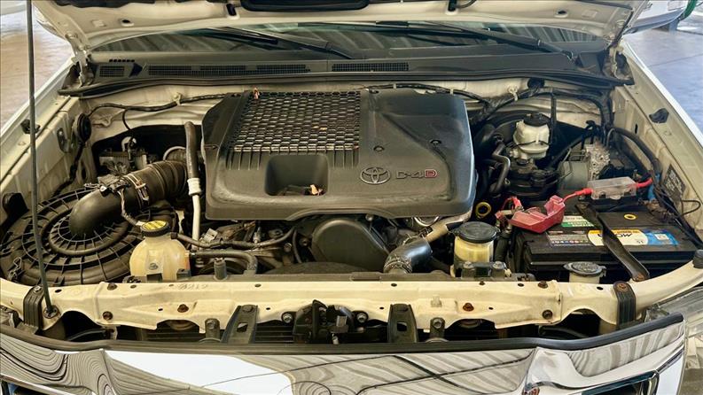 TOYOTA HILUX 3.0 SRV 4X4 CD 16V Turbo Intercooler