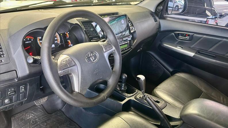 TOYOTA HILUX 3.0 SRV 4X4 CD 16V Turbo Intercooler