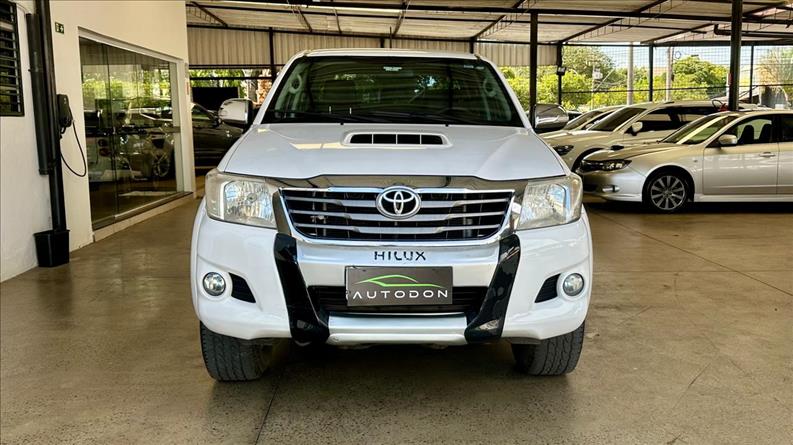 TOYOTA HILUX 3.0 SRV 4X4 CD 16V Turbo Intercooler