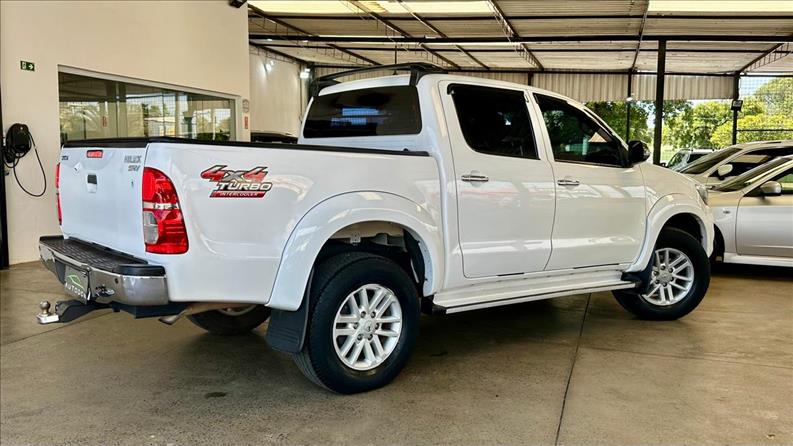 TOYOTA HILUX 3.0 SRV 4X4 CD 16V Turbo Intercooler