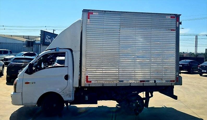 HYUNDAI HR 2.5 Longo SEM Caçamba 4X2 16V 130cv Turbo Int