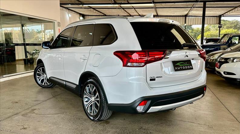 MITSUBISHI OUTLANDER 2.0 Comfort 16V