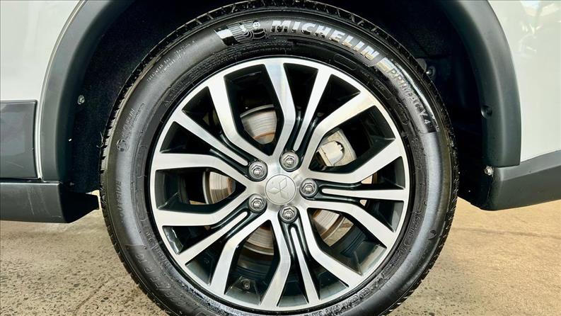 MITSUBISHI OUTLANDER 2.0 Comfort 16V