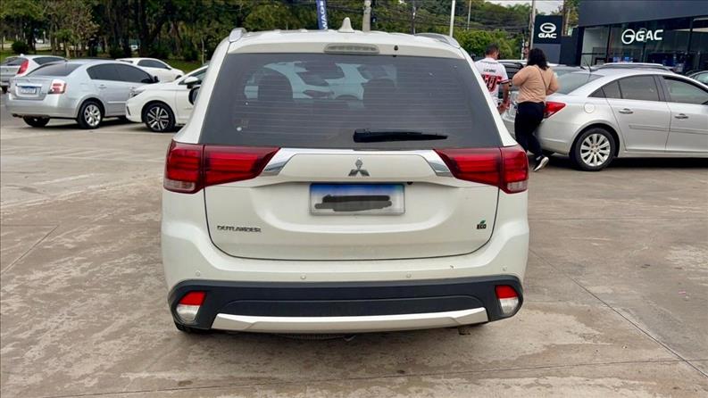 MITSUBISHI OUTLANDER 2.0 Comfort 16V
