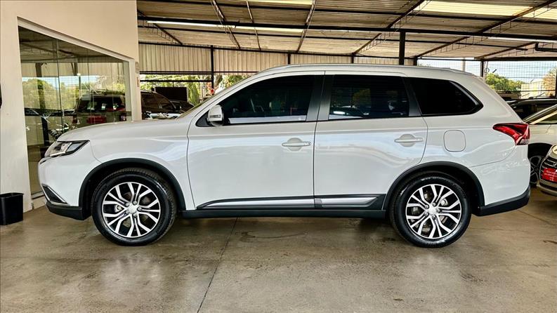 MITSUBISHI OUTLANDER 2.0 Comfort 16V