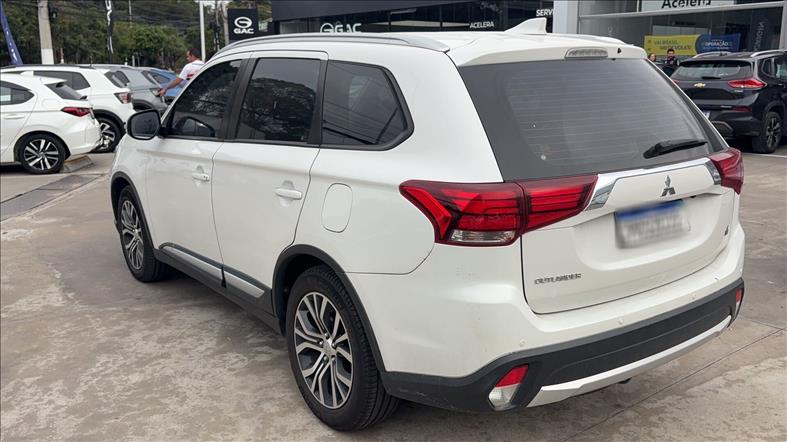 MITSUBISHI OUTLANDER 2.0 Comfort 16V