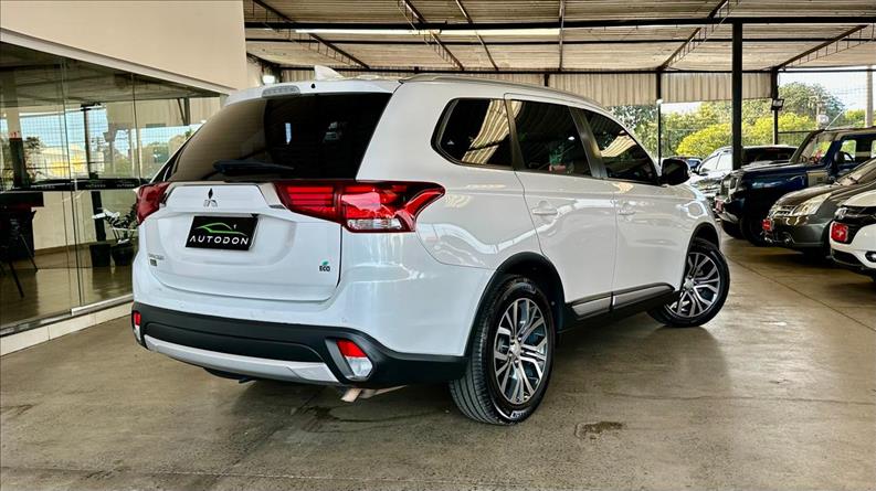 MITSUBISHI OUTLANDER 2.0 Comfort 16V