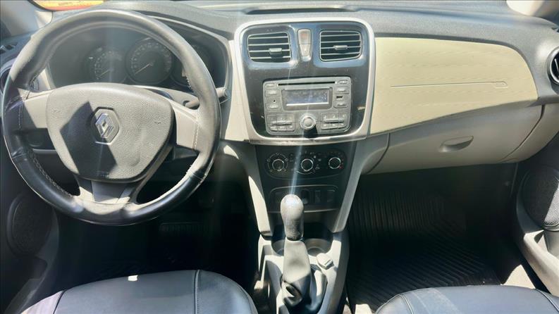 RENAULT LOGAN 1.6 Expression 8V RENAULT LOGAN 1.6 Expression 8V