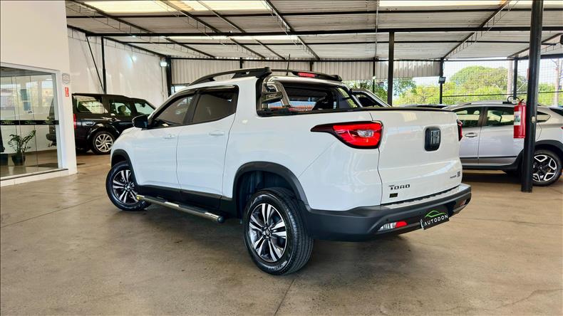 FIAT TORO 1.3 Turbo 270 Freedom FIAT TORO 1.3 Turbo 270 Freedom