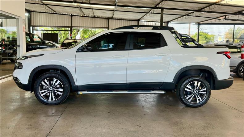 FIAT TORO 1.3 Turbo 270 Freedom FIAT TORO 1.3 Turbo 270 Freedom