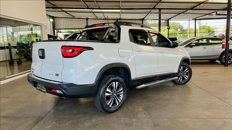 FIAT TORO 1.3 Turbo 270 Freedom FIAT TORO 1.3 Turbo 270 Freedom