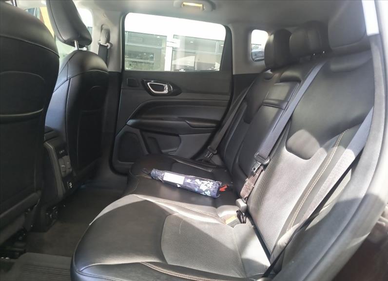 Jeep-COMPASS-1.3 T270 Turbo Limited