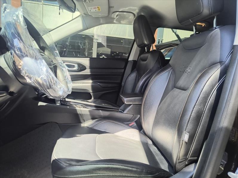 Jeep-COMPASS-1.3 T270 Turbo Limited