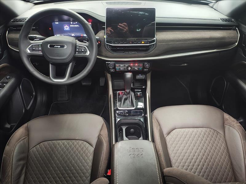 Jeep-COMMANDER-1.3 T270 Turbo Overland