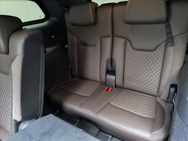 Jeep-COMMANDER-1.3 T270 Turbo Overland