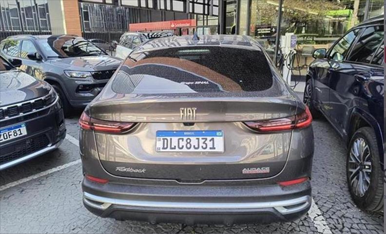Fiat-FASTBACK-1.0 Turbo 200 Audace