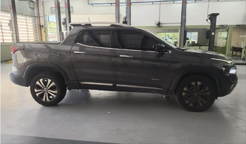 Fiat-TORO-2.0 16V Turbo Volcano 4WD