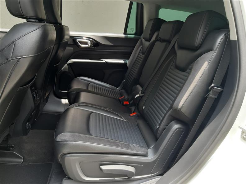 Jeep-COMMANDER-1.3 T270 Turbo Limited