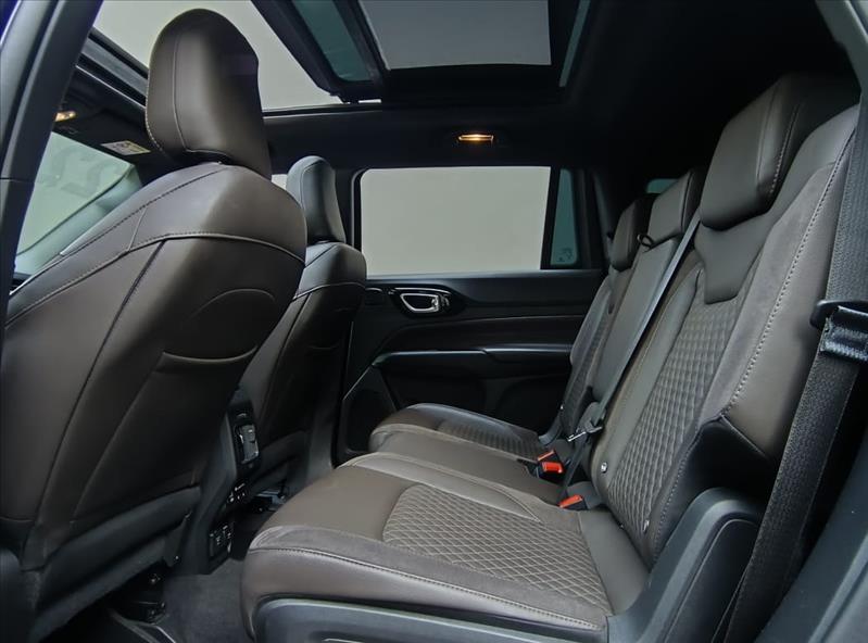 Jeep-COMMANDER-2.0 Td380 Turbo Overland
