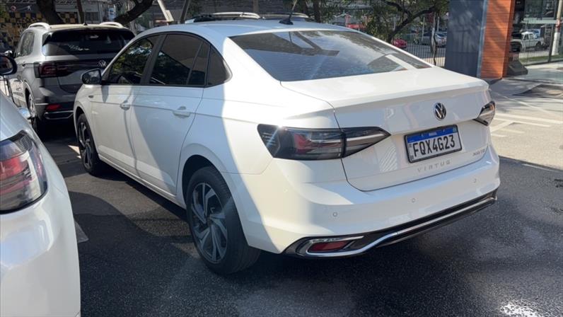 VW - Volkswagen-VIRTUS-1.0 200 TSI Comfortline