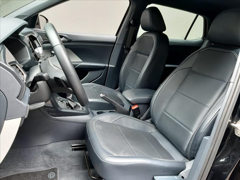 VW - Volkswagen-T-CROSS-1.4 250 TSI Highline