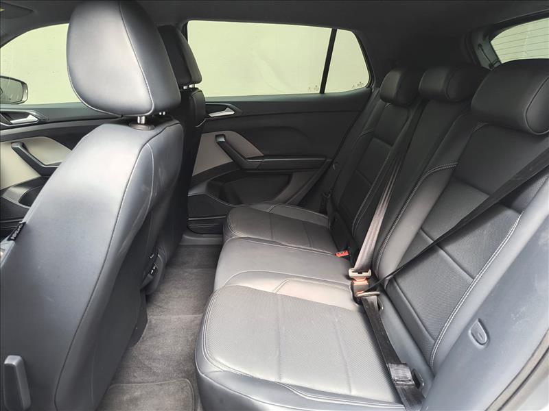 VW - Volkswagen-T-CROSS-1.4 250 TSI Highline