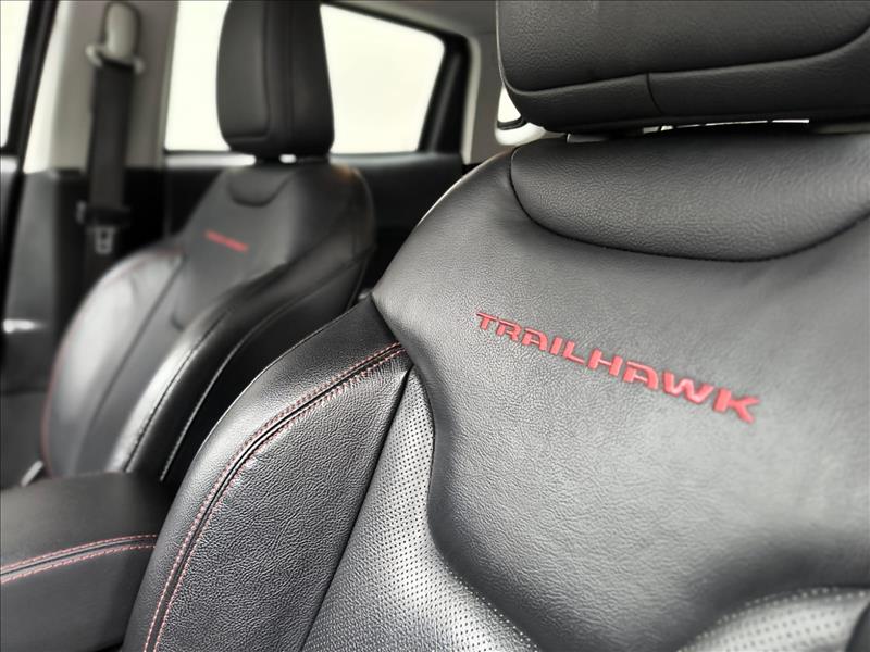 Jeep-COMPASS-2.0 16V Trailhawk 4X4