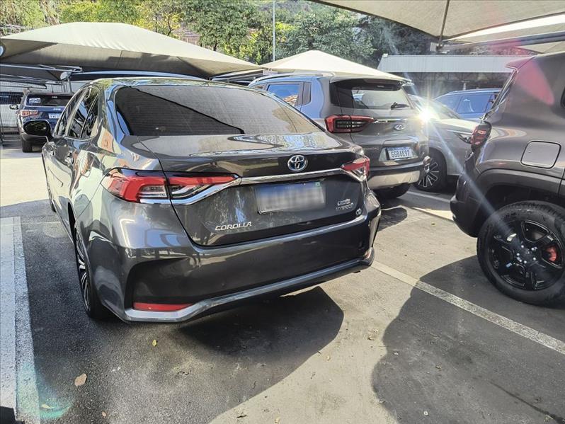 Toyota-COROLLA-1.8 VVT-I Hybrid Altis Premium
