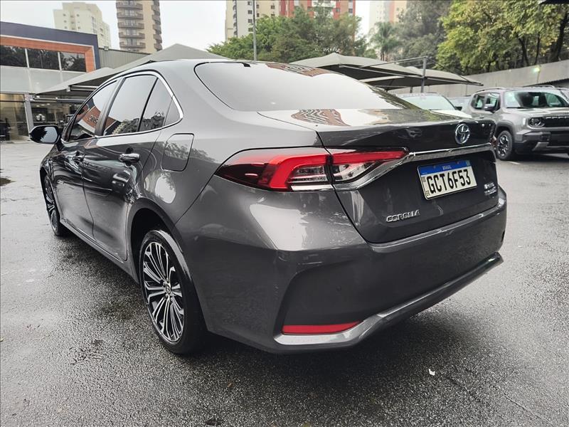 Toyota-COROLLA-1.8 VVT-I Hybrid Altis Premium